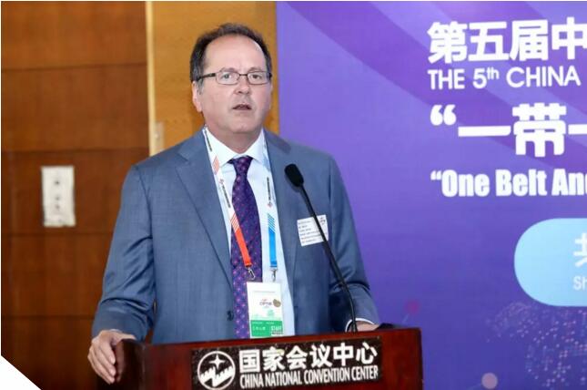 7美國輔助生殖技術協(xié)會主席凱文杜迪博士致辭.jpg 7美國輔助生殖技術協(xié)會主席凱文杜迪博士致辭.jpg